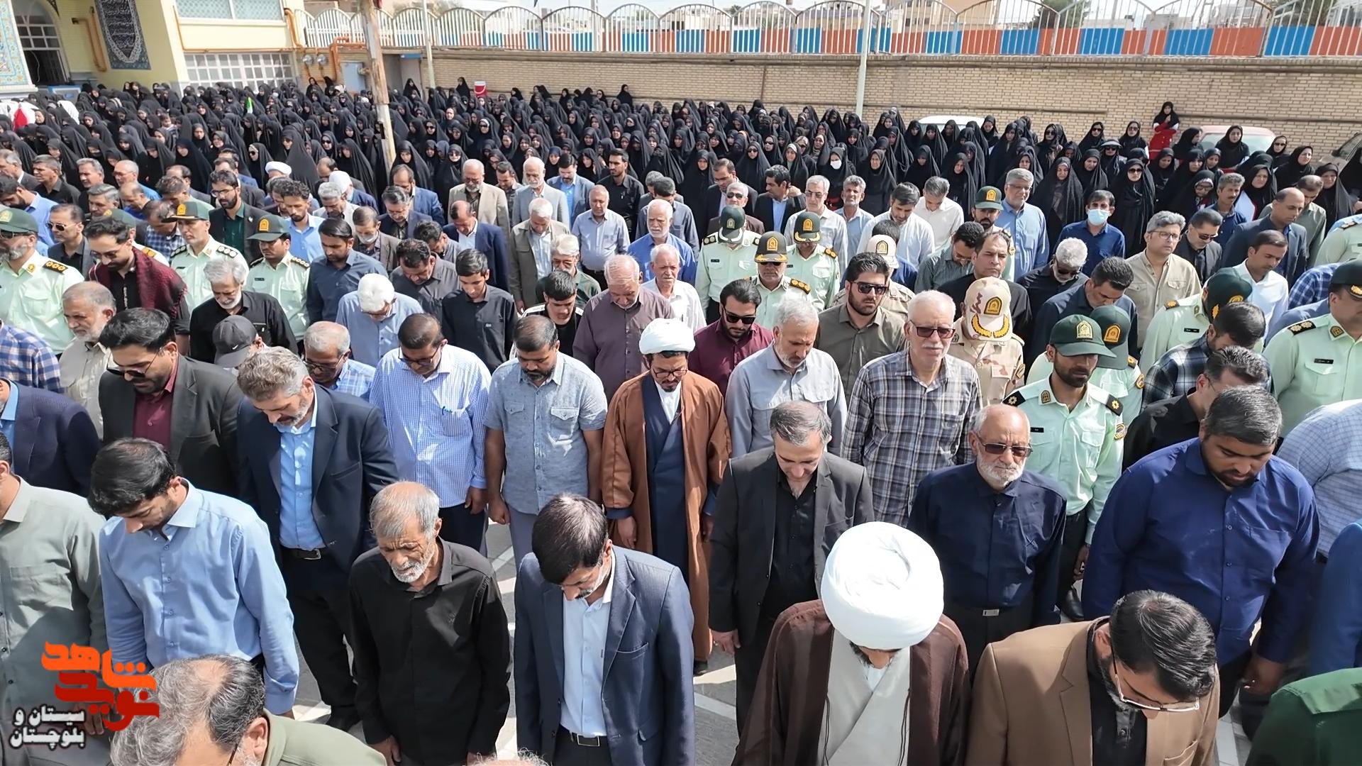 پیکر مطهر شهیده نصرت افتخاری در گلزار شهدای زاهدان آرام گرفت پیکر مطهر شهیده نصرت افتخاری در گلزار شهدای زاهدان آرام گرفت