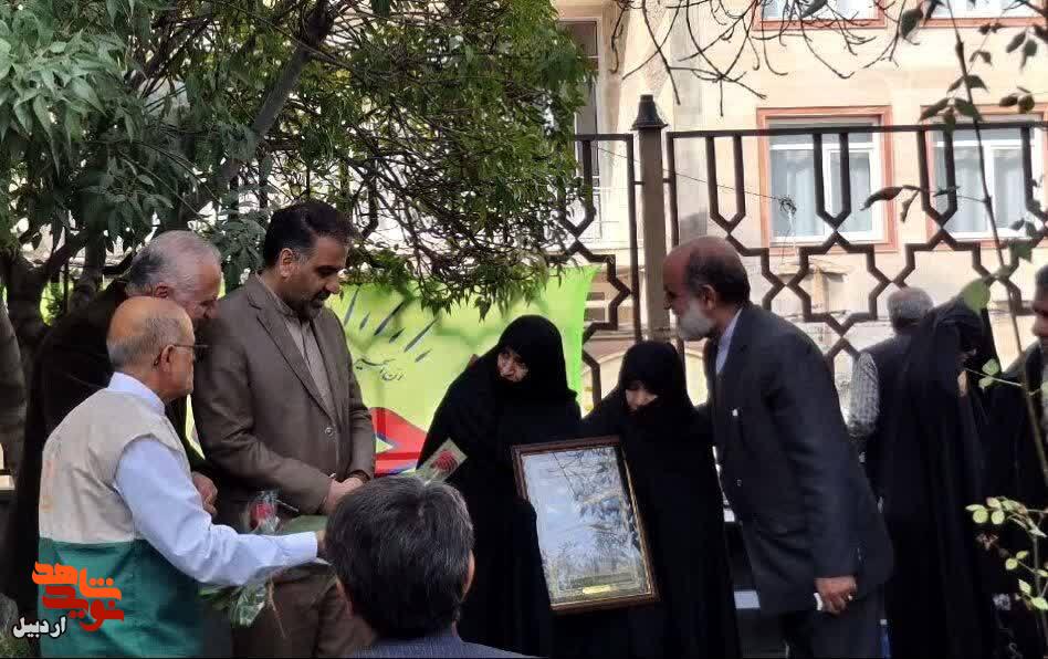 برگزاری جشن تولد شهید «غلامرضا حاجی محمدی» در اردبیل برگزاری جشن تولد شهید «غلامرضا حاجی محمدی» در اردبیل