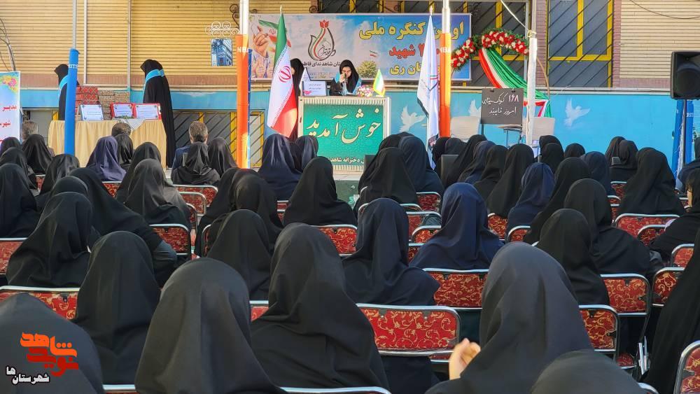 زنگ مهر در مدارس شاهد شهرستان‌های استان تهران نواخته شد