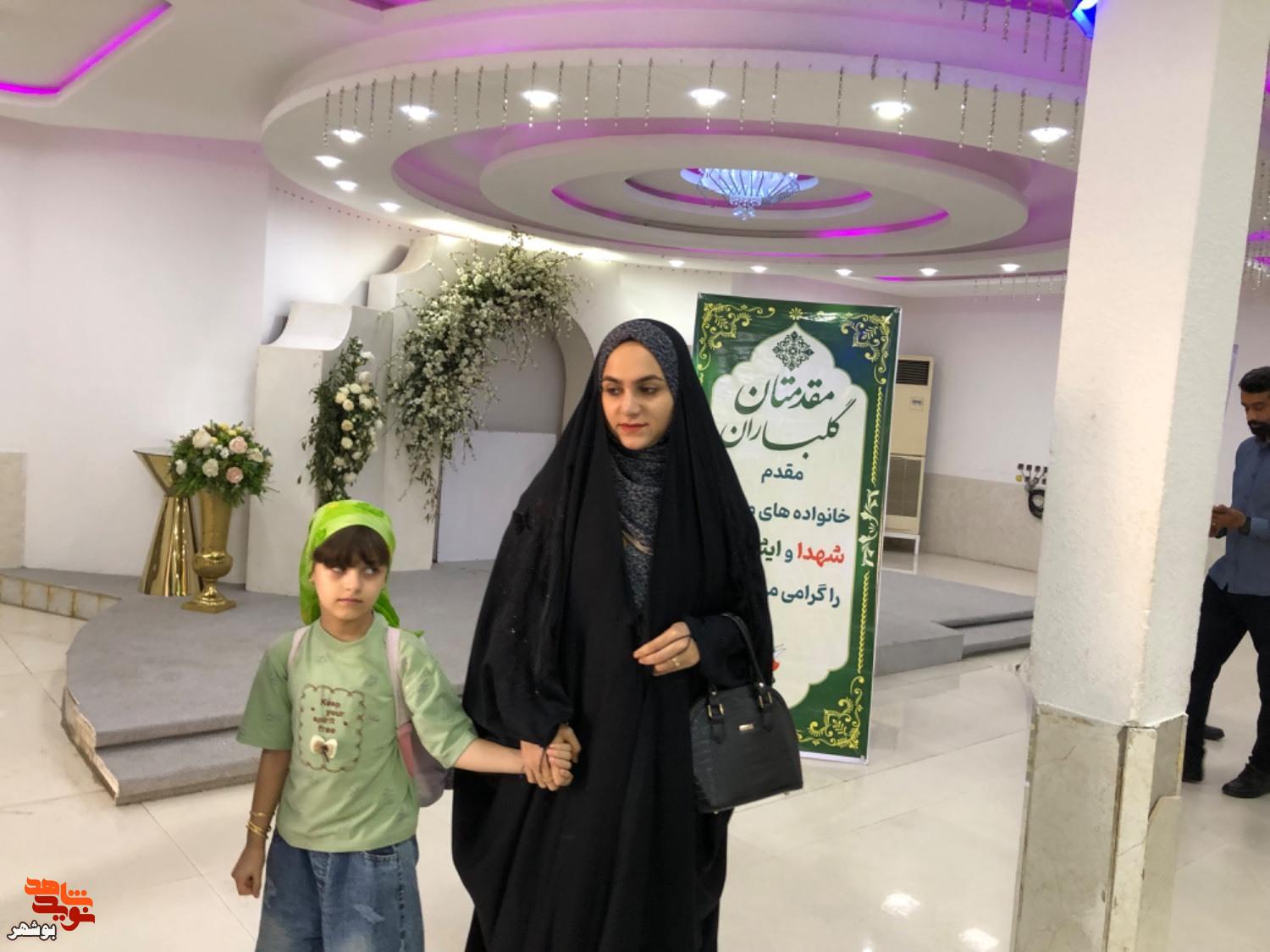 قابهایی از دورهمی پرمهر یادگاران شهدای بوشهر قابهایی از دورهمی پرمهر یادگاران شهدای بوشهر