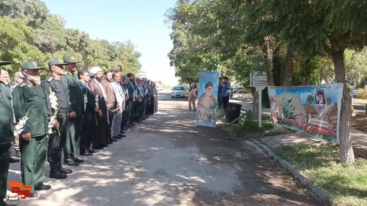 میهمانی لاله‌ها در شهرستان رزن برگزار شد