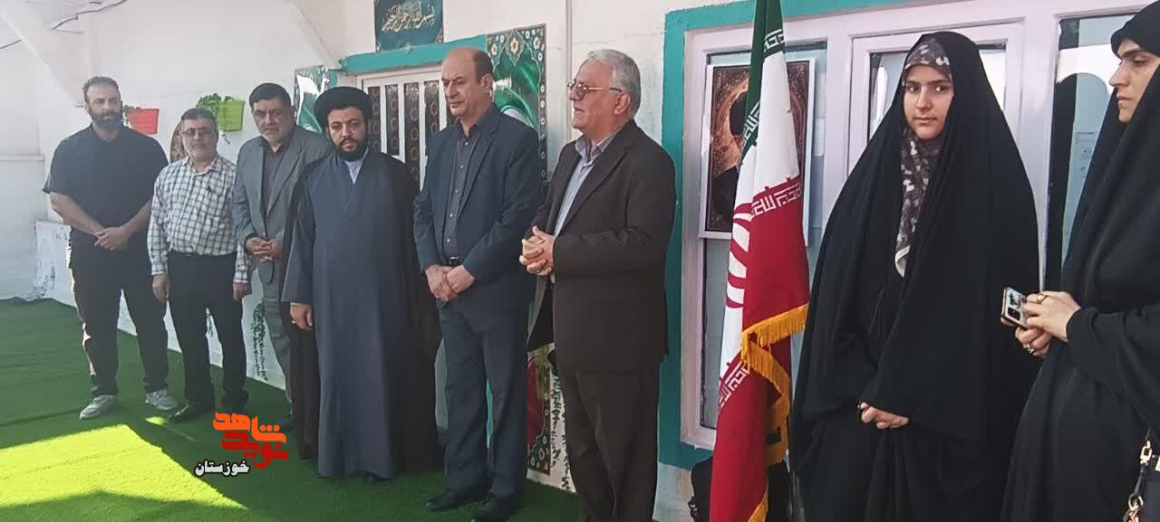 گزارش تصویری/ آیین بدرقه فرزند شهید «سعید اسماعیل وندی» از درب منزل تا مدرسه گزارش تصویری/ آیین بدرقه فرزند شهید «سعید اسماعیل وندی» از درب منزل تا مدرسه