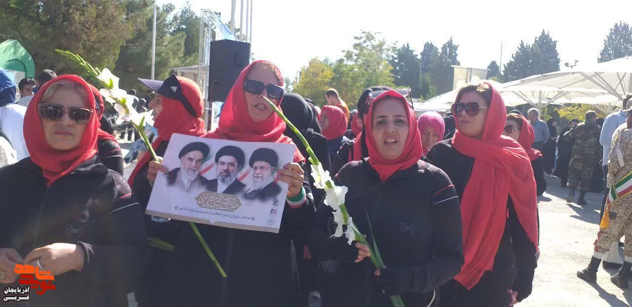 مراسم «میهمانی لاله‌ها» در گلزار شهدای ارومیه