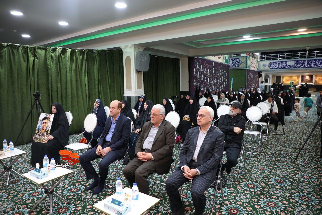 گزارش تصویری/ آیین برگزاری شب شعر «بی‌خزان» با یاد امام شهید و شهیدان راه انقلاب در اهواز