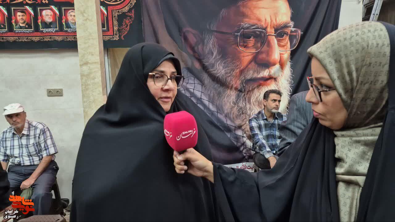 بدرقه حماسی سردار جانباز شهید «حاج حسین ظریفی» تا حرم رضوی بدرقه حماسی سردار جانباز شهید «حاج حسین ظریفی» تا حرم رضوی