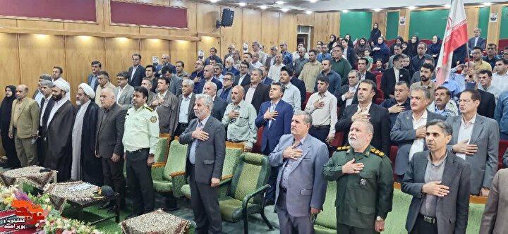 تصاویر /آیین تجلیل از خانواده‌های معظم شهدا و ایثارگران صنعت آب و برق استان کهگیلویه وبویراحمد