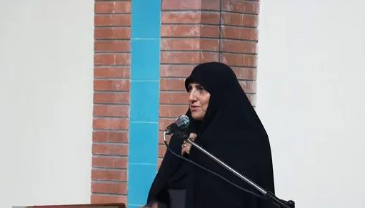 زنان باید با تکیه بر الگوهای دینی، پیشگام در انتقال فرهنگ دفاع مقدس باشند زنان باید با تکیه بر الگوهای دینی، پیشگام در انتقال فرهنگ دفاع مقدس باشند