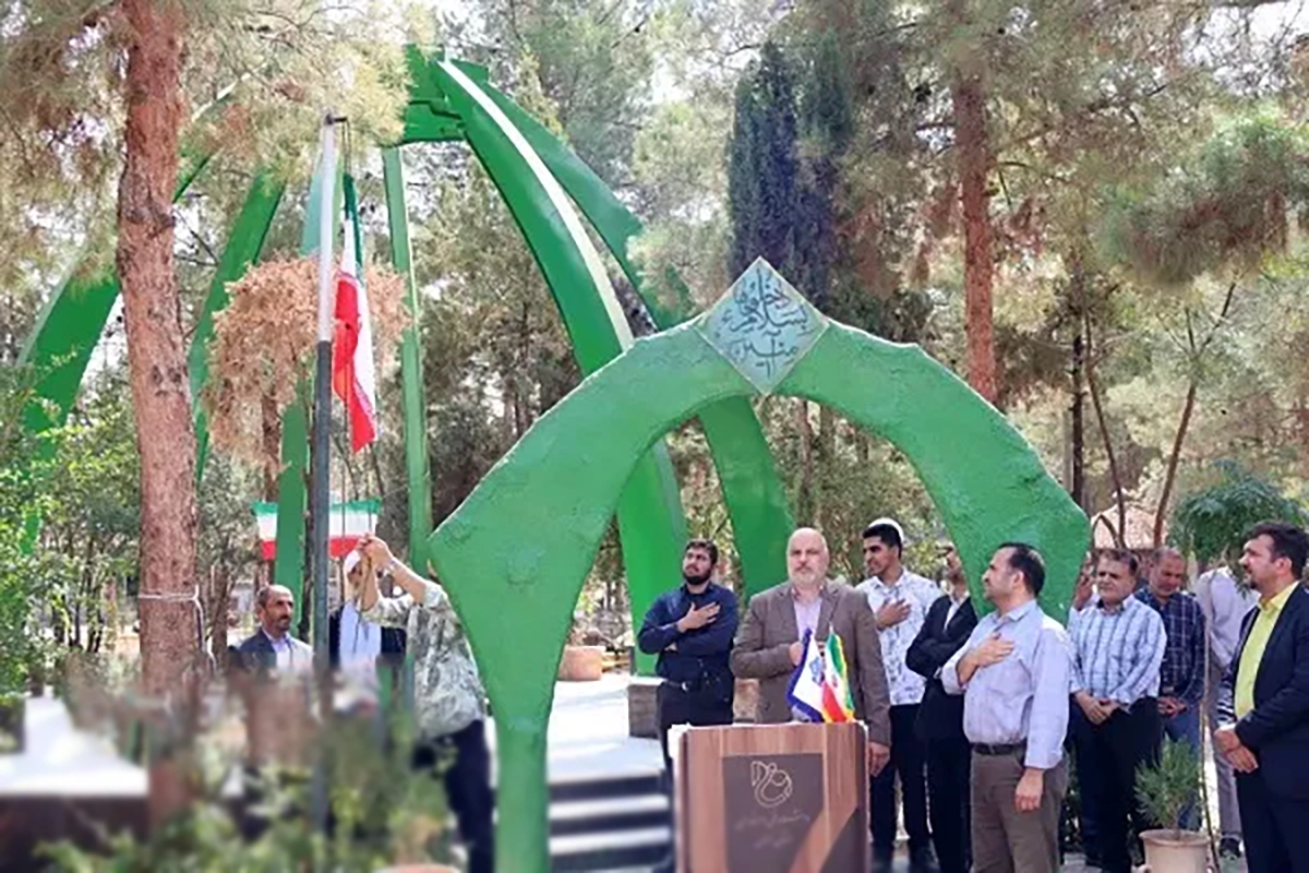 گرامیداشت دفاع مقدس فرصتی برای انتقال فرهنگ ایثار به نسل جوان است