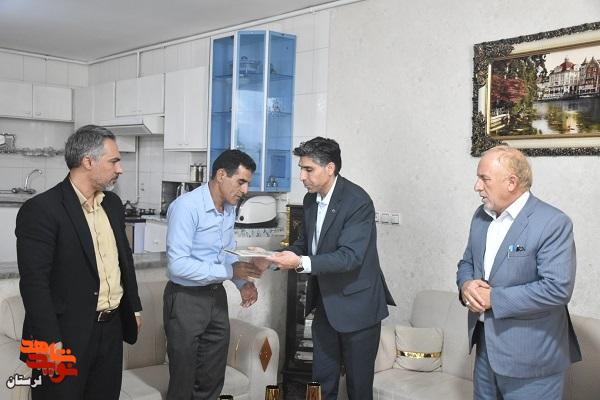 خانواده‌های شهدا حماسه‌سازان دفاع از وطن را تربیت کردند