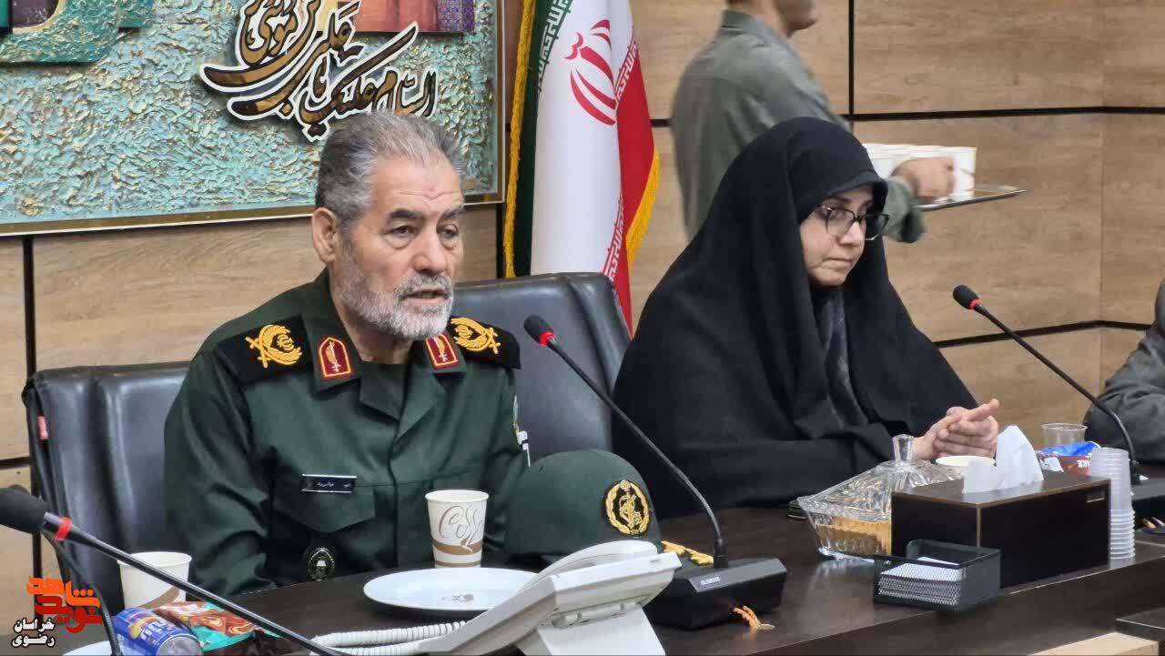 وقتی خانوادهها از فرماندهان شهید روایت میکنند؛ بازخوانی رشادتهای حماسهآفرینان دفاع مقدس وقتی خانوادهها از فرماندهان شهید روایت میکنند؛ بازخوانی رشادتهای حماسهآفرینان دفاع مقدس