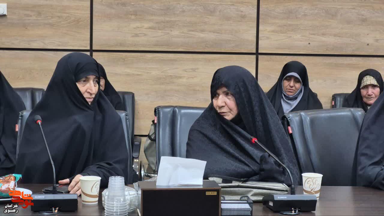 وقتی خانوادهها از فرماندهان شهید روایت میکنند؛ بازخوانی رشادتهای حماسهآفرینان دفاع مقدس وقتی خانوادهها از فرماندهان شهید روایت میکنند؛ بازخوانی رشادتهای حماسهآفرینان دفاع مقدس