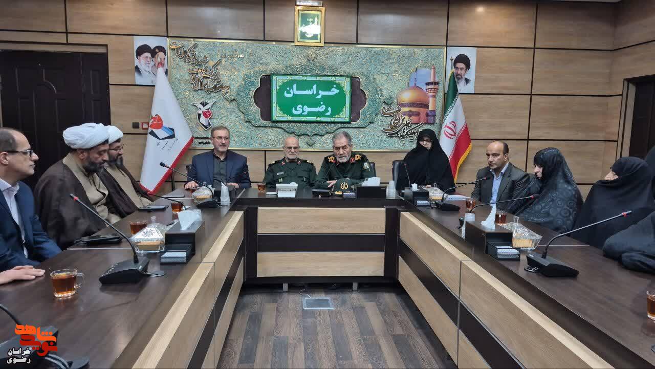 وقتی خانوادهها از فرماندهان شهید روایت میکنند؛ بازخوانی رشادتهای حماسهآفرینان دفاع مقدس وقتی خانوادهها از فرماندهان شهید روایت میکنند؛ بازخوانی رشادتهای حماسهآفرینان دفاع مقدس