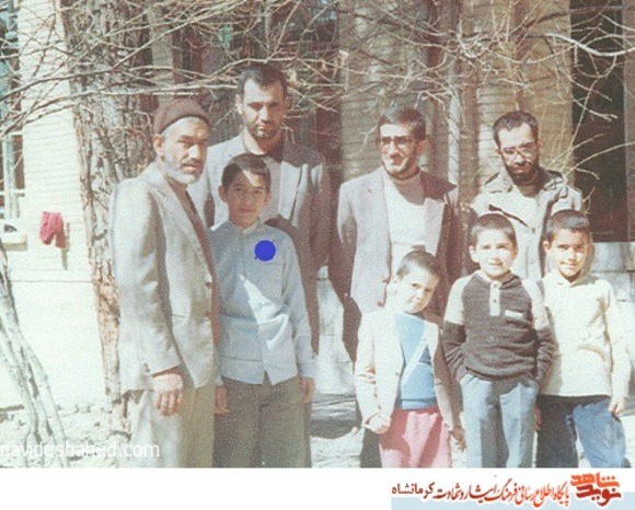شهید محمد طاهر صحرایی، نفر دوم از سمت چپ