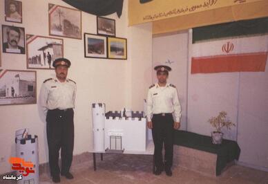 شهید«مسعود حسنی»- سمت راست