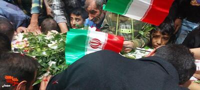 مراسم وداع با پیکر شهید مهدی مزینانیان- هفدهم مهرماه ۱۴۰۴ مسجد حضرت ابوالفضل(ع) باغزندان شاهرود