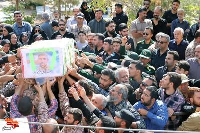 مراشم تشییع پیکر مطهر شهید مهدی مزینانیان- هجدهم مهرماه ۱۴۰۴ معراج شهدا تا گلزار شهدای باغزندان شاهرود