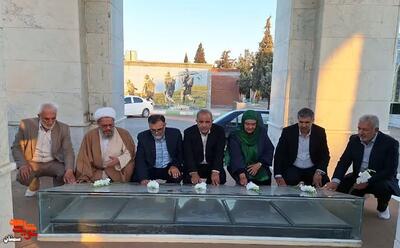 ادای احترام نمایندگان مجلس به مقام شامخ شهدا- نهم آبان ۱۴۰۴ گلزار شهدای فردوس‌رضای دامغان