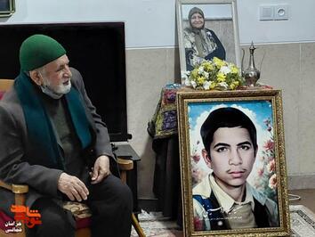 دیدار با خانواده شهید