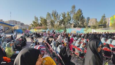 مراسم خوش آمدی قهرمان- بیست و هفتم آبان ۱۴۰۴ دبستان دخترانه شاهد فاطمه‌زهرا(س) شهرستان سمنان