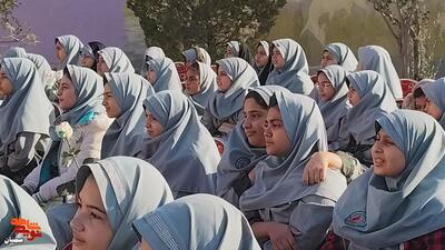 مراسم خوش آمدی قهرمان- بیست و هفتم آبان ۱۴۰۴ دبستان دخترانه شاهد فاطمه‌زهرا(س) شهرستان سمنان