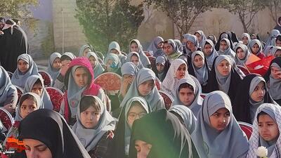 مراسم خوش آمدی قهرمان- بیست و هفتم آبان ۱۴۰۴ دبستان دخترانه شاهد فاطمه‌زهرا(س) شهرستان سمنان