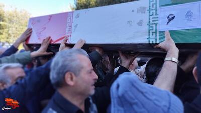 مراسم تشییع پیکر هشت شهید گمنام- سوم آذرماه ۱۴۰۴ میدان کوثر تا معراج شهدای شهرستان سمنان