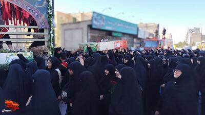 مراسم تشییع پیکر هشت شهید گمنام- سوم آذرماه ۱۴۰۴ میدان کوثر تا معراج شهدای شهرستان سمنان