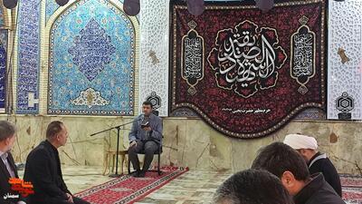 تجدید میثاق جمعی از کارمندان با آرمان‌های شهدا- چهارم آذرماه ۱۴۰۴ گلزار شهدای امامزاده یحیی(ع) شهرستان سمنان