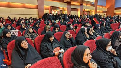 یادواره شهید محمدابراهیم همتی و تکریم مادران و همسران شهدا- دوازدهم آذرماه ۱۴۰۴ سالن هلال‌احمر شهرستان سمنان