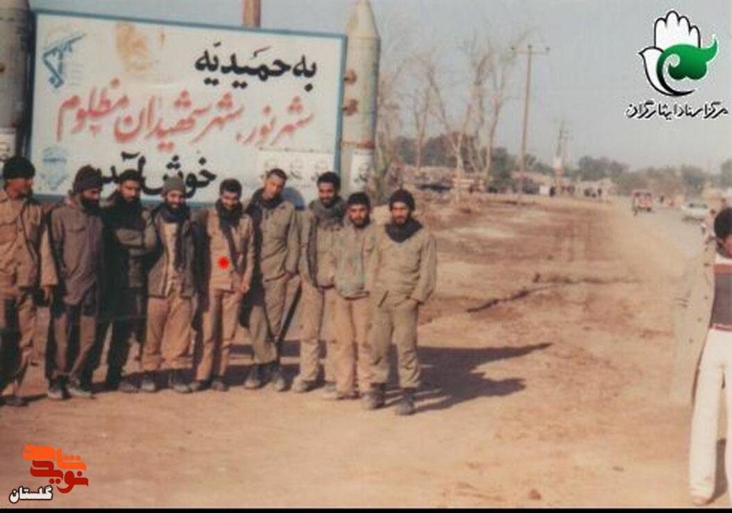 شهید «سبحان قلی مقصودلو» از سمت راست نفر چهارم