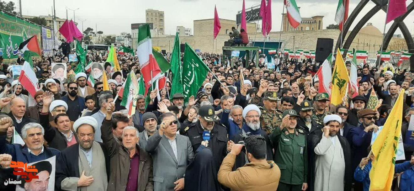 اجتماع مردم ولایت‌مدار شهرستان سمنان به مناسبت یوم الله ۹ دی - معراج شهدا