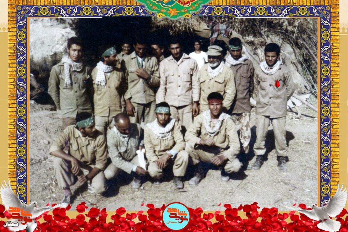 ردیف ایستاده نفر اول از راست شهید محمود برزوئی