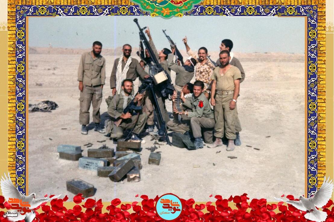 ردیف نشسته نفر اول از راست شهید محمود برزوئی