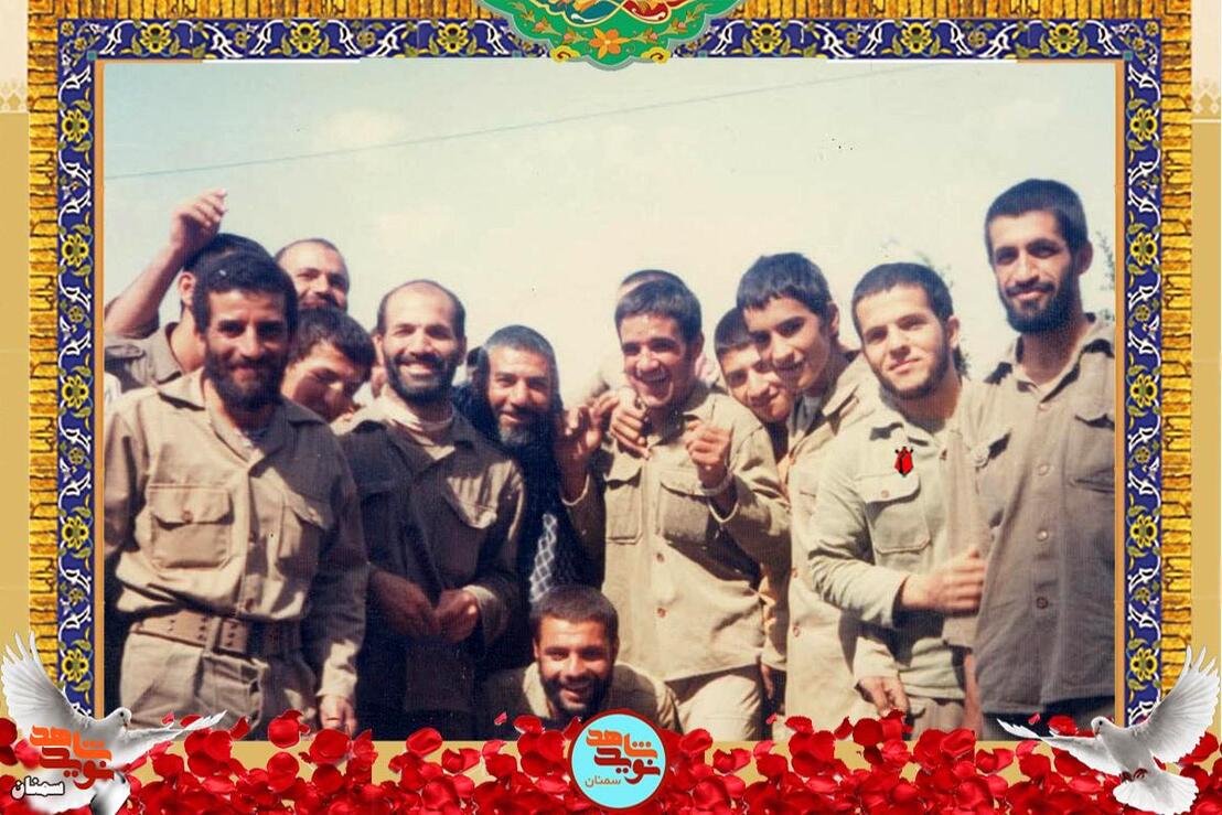 نفر دوم از راست شهید محمود برزوئی