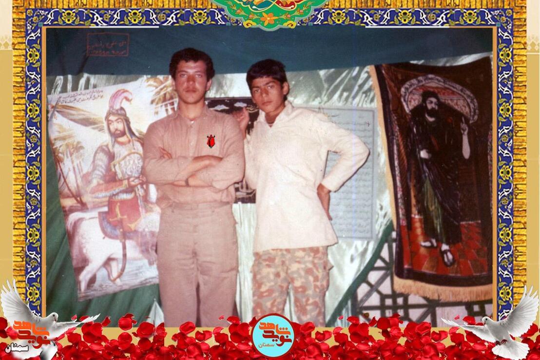 نفر سمت چپ شهید حمیدرضا یدالهی