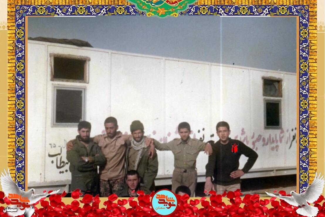 نفر اول از راست شهید حمیدرضا یدالهی