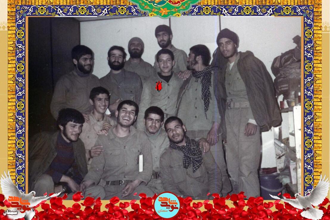 ردیف ایستاده نفر وسط شهید حمیدرضا یدالهی