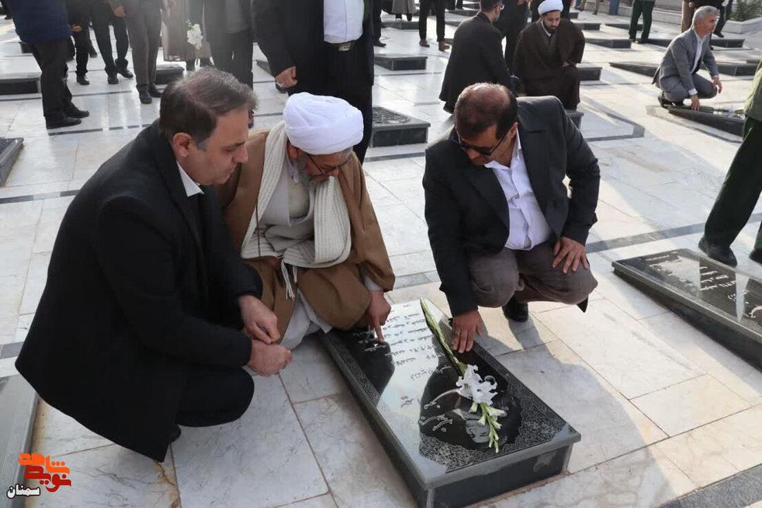 آیین میهمانی لاله‌ها- شانزدهم بهمن‌ماه ۱۴۰۴ گلزار شهدای فردوس‌رضای شهرستان دامغان