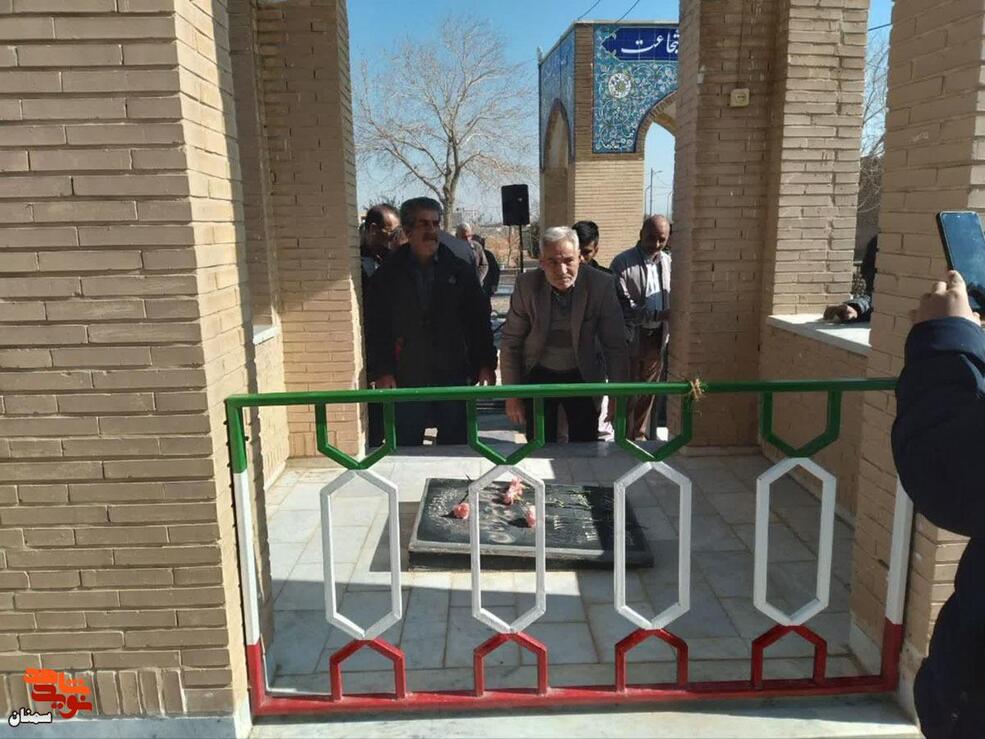 آیین میهمانی لاله‌ها- شانزدهم بهمن‌ماه ۱۴۰۴ گلزار شهدای روستاهای بخش مرکزی شهرستان سمنان