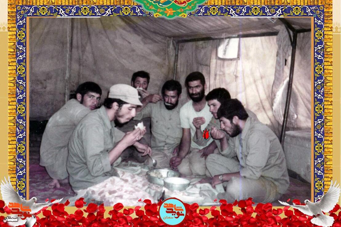 نفر دوم از راست شهید نورالله عزالدین