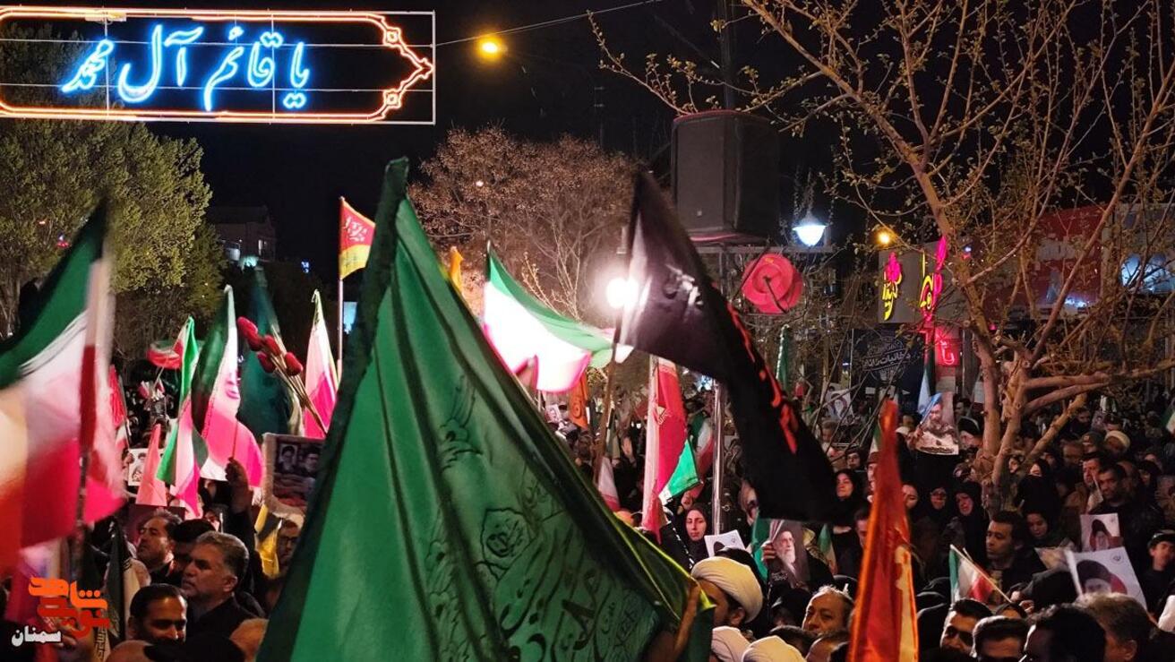 تجمع سمنانی‌ها در هفتمین روز عزای رهبر شهید- شانزدهم اسفندماه ۱۴۰۴ بلوار قائم(عج)