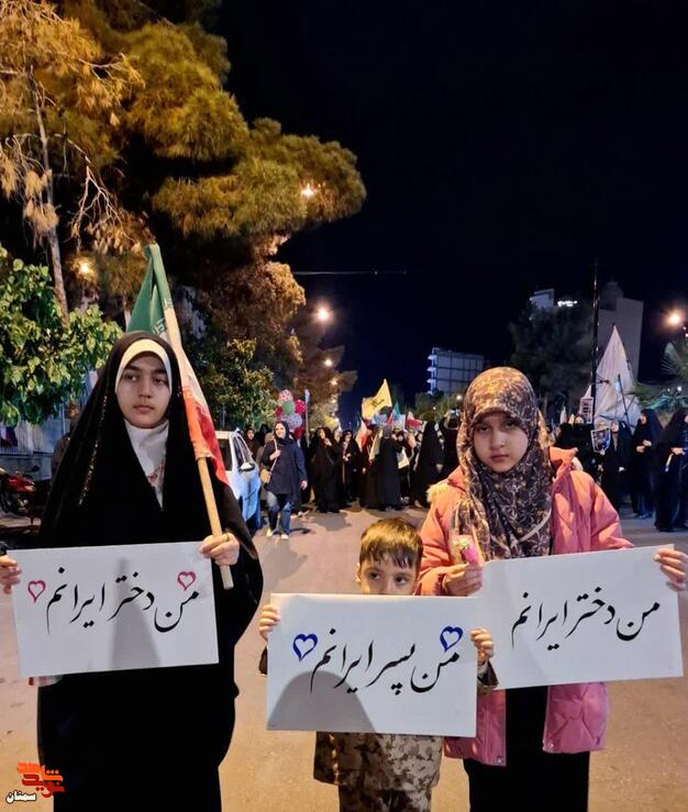 اجتماع دختران سمنانی در شبهاب اقتدار- سی‌ام فروردین ۱۴۰۵ معراج شهدای سمنان