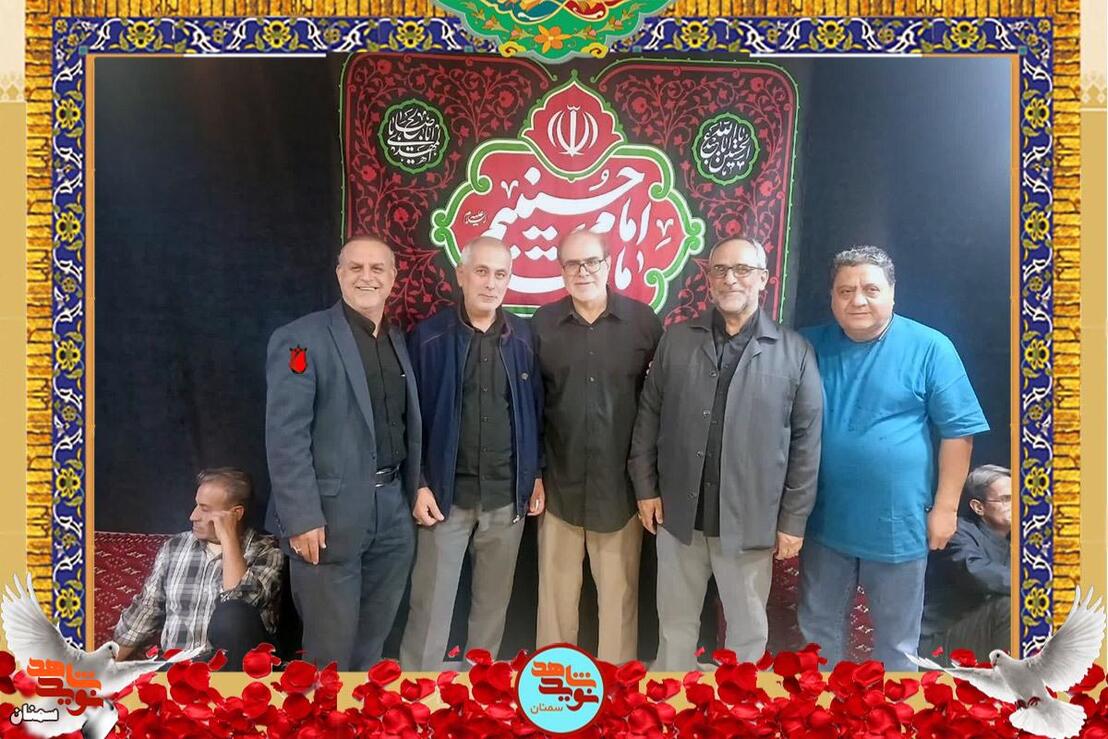 نفر اول از چپ شهید مرتضی درباری
