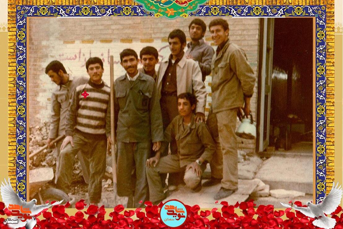 نفر دوم از چپ شهید علی‌اکبر احسانی