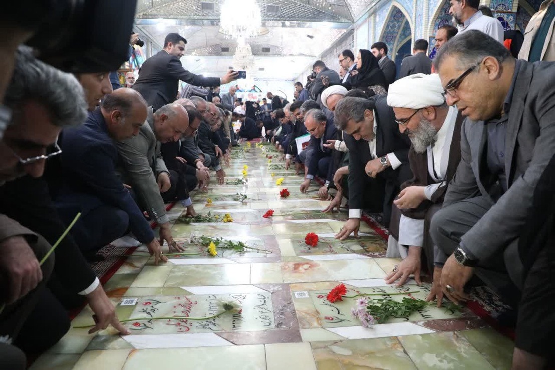 تجدید میثاق مسئولان سمنانی با آرمان های شهدا به مناسبت هفته دولت- یکم شهریور ۱۴۰۵ گلزار شهدای امامزاده یحیی(ع) سمنان