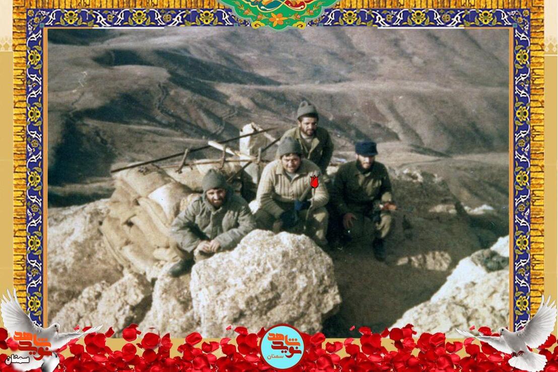 نفر جلو شهید محمودحسین عباسی