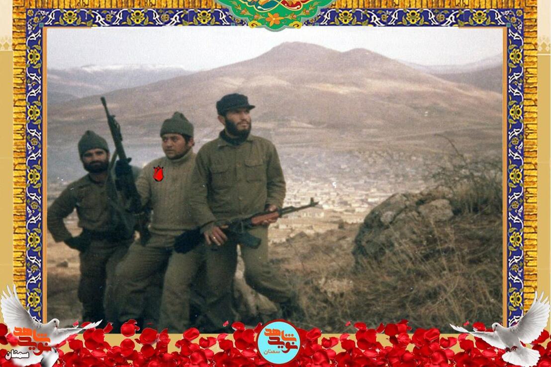 نفر وسط شهید محمودحسین عباسی