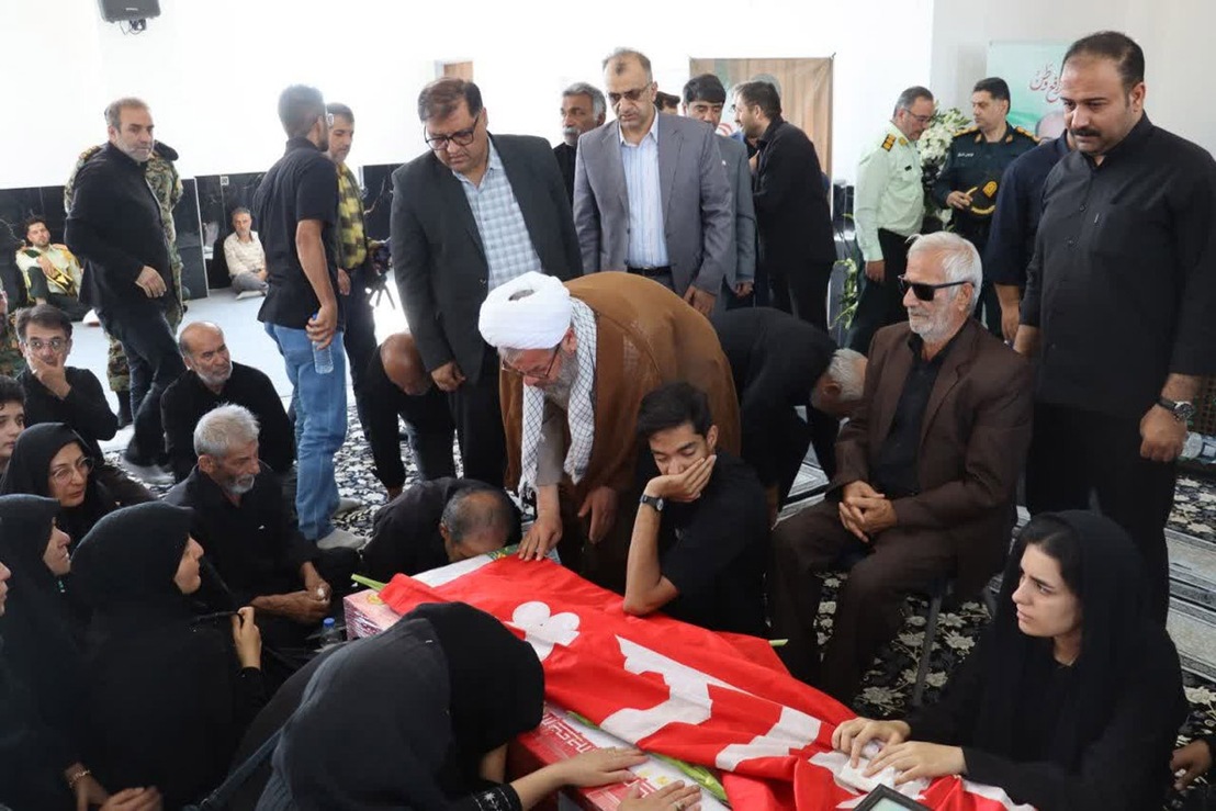 آیین وداع با پیکر پاک شهید مدافع وطن، سرهنگ دوم «علیرضا مهرابی»، چهارشنبه یکم مهرماه