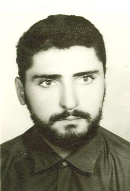  منوچهر ابراهیم زاده