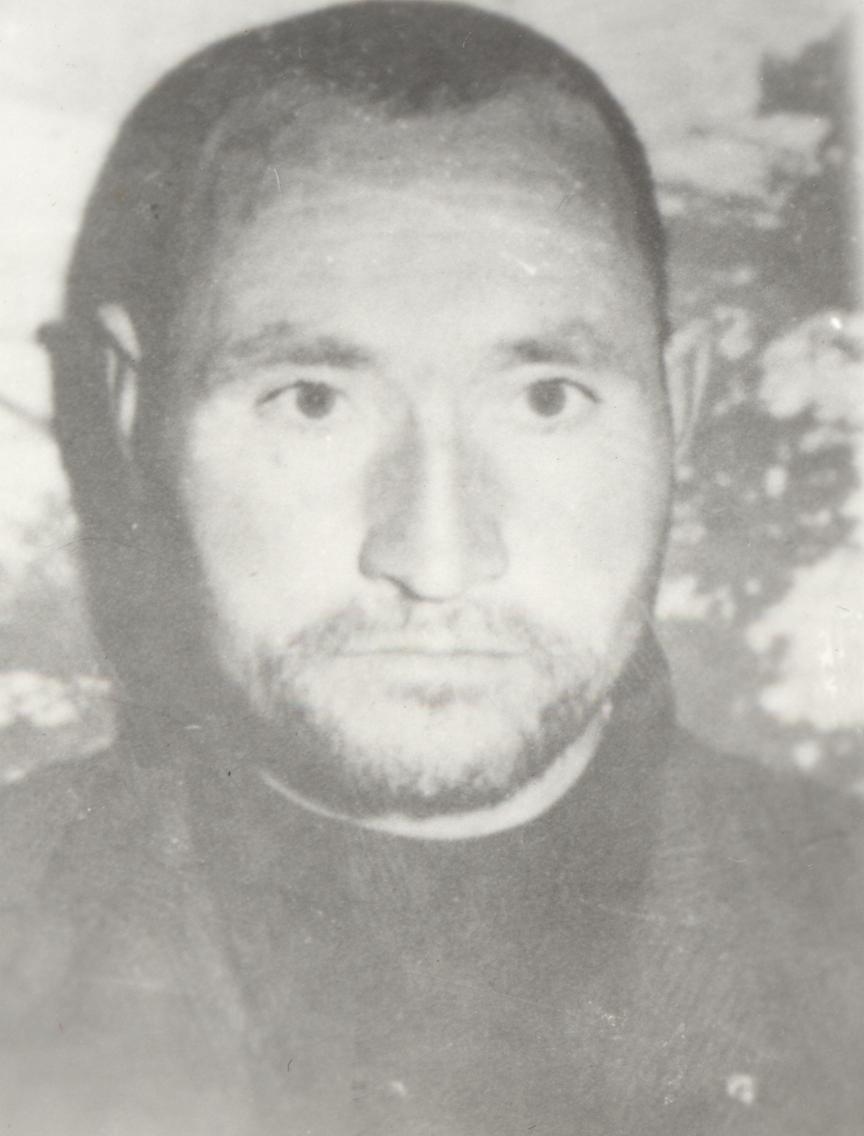 عکس شهید امر اله حسنی